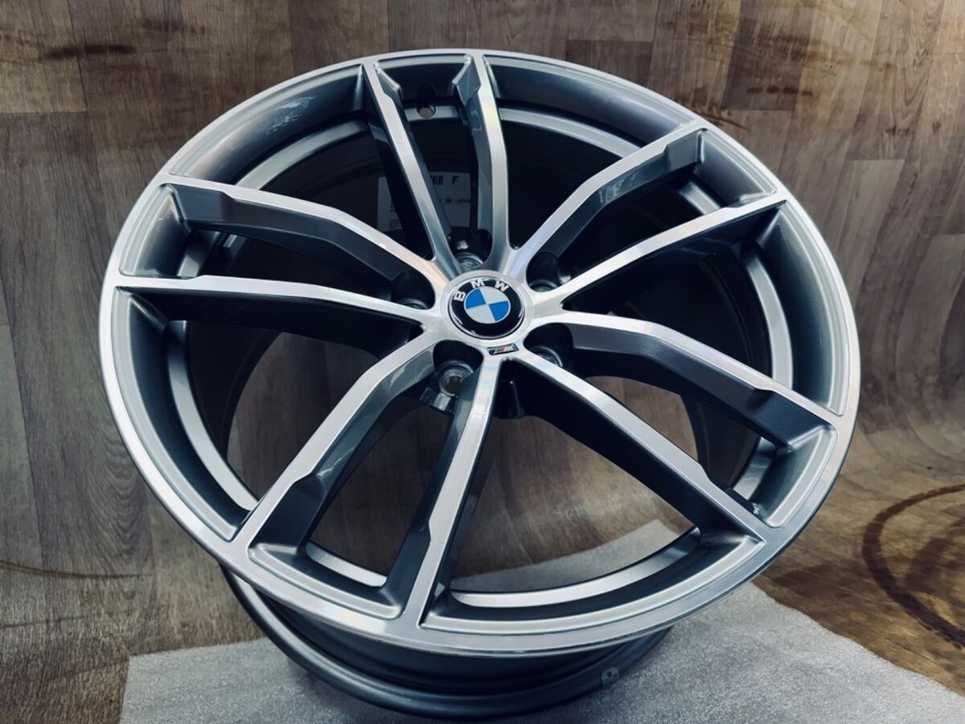 Originál kola BMW 5 G30 R18 M-Paket style 662M