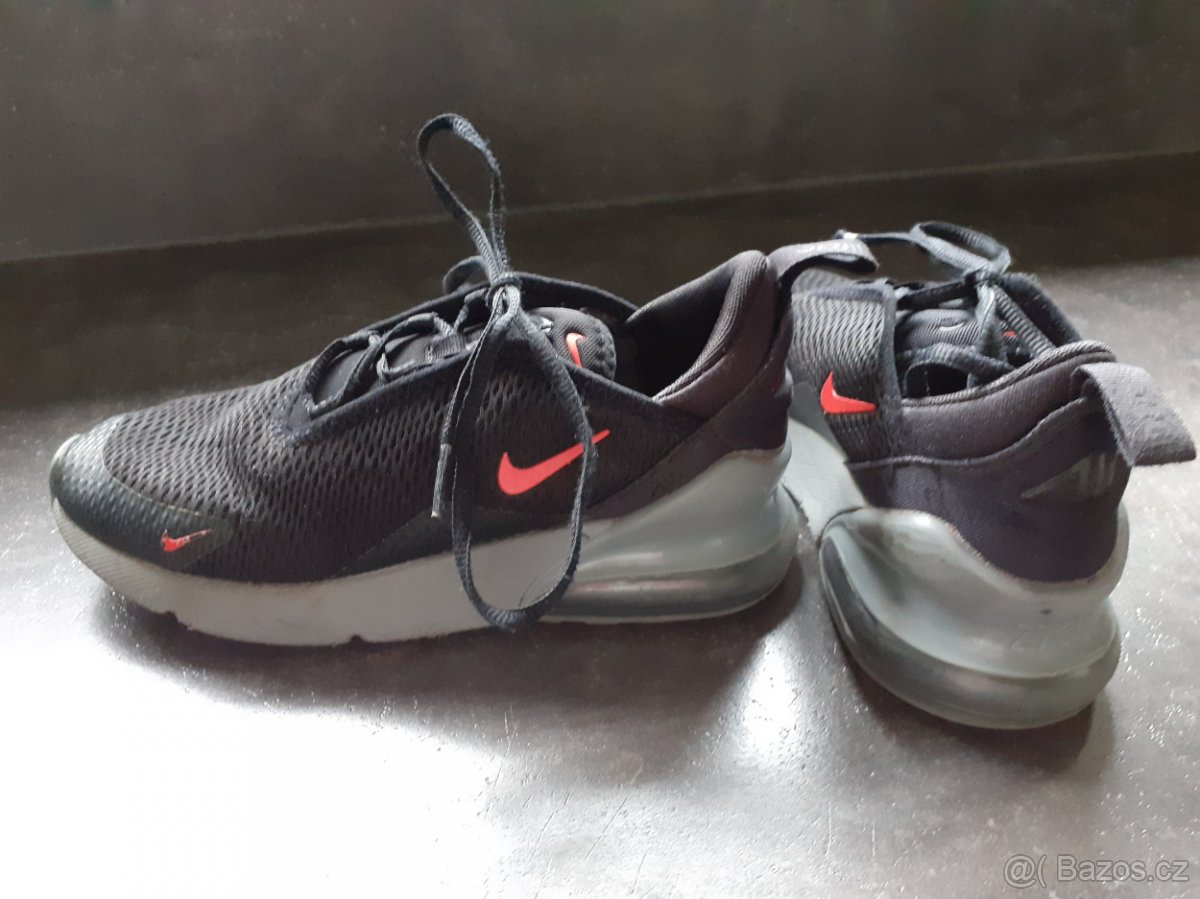 Klučičí tenisky Nike Air Max vel. 35, stélka 22 cm