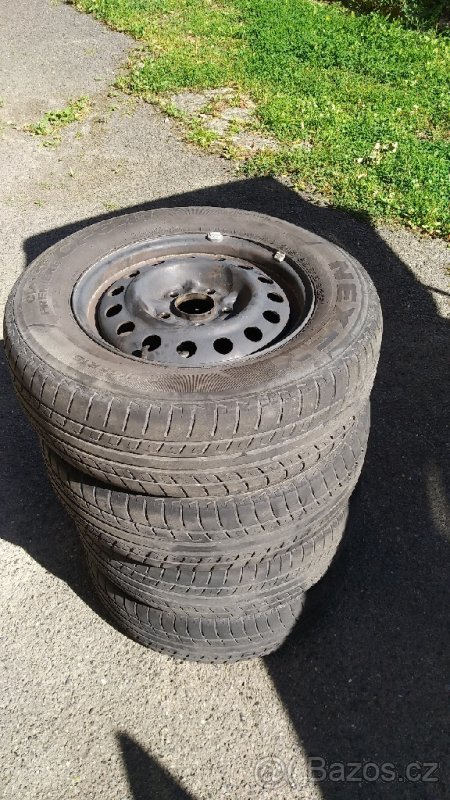 letní gumy 215/65 R15 96H + disky 5x114 R15 4ks