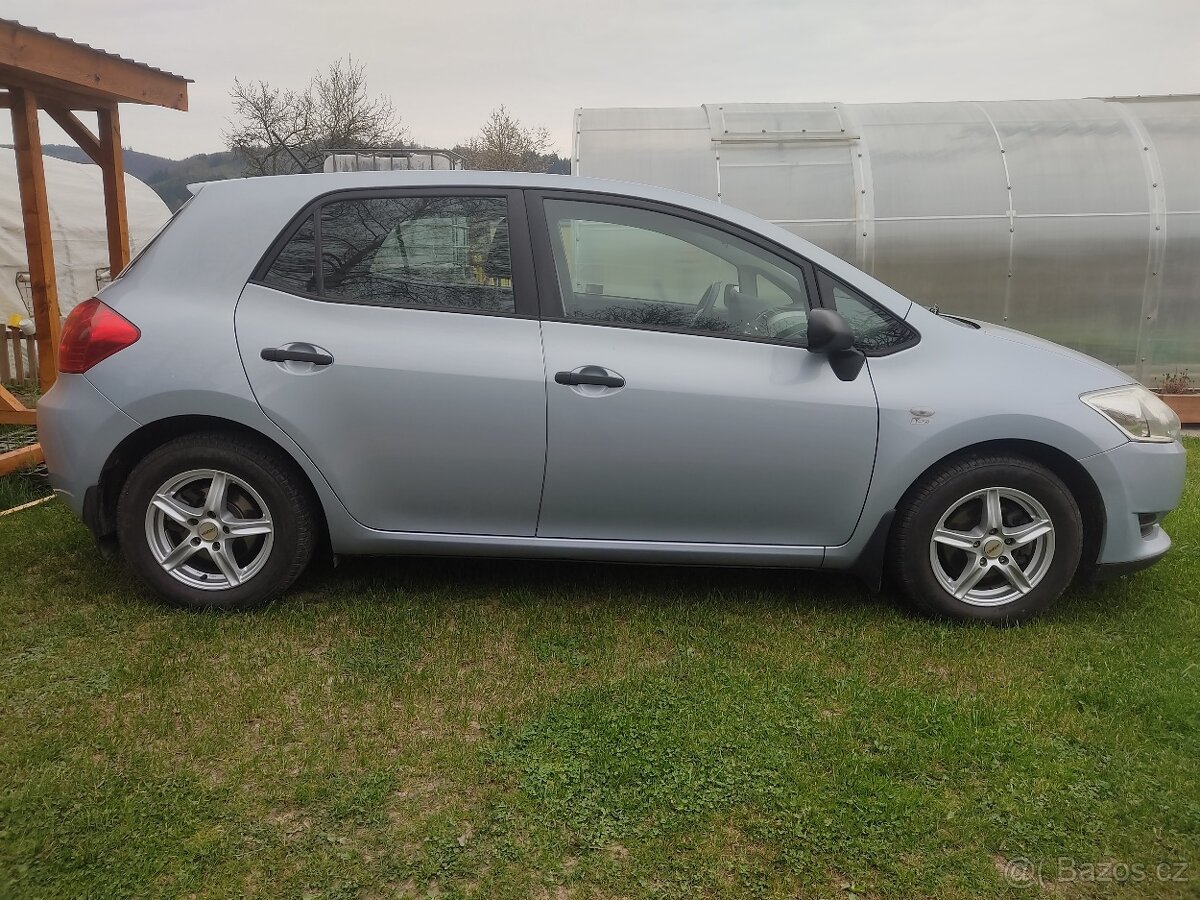 Toyota Auris 1,33 l Dual VVT-i 16V, 74 kW