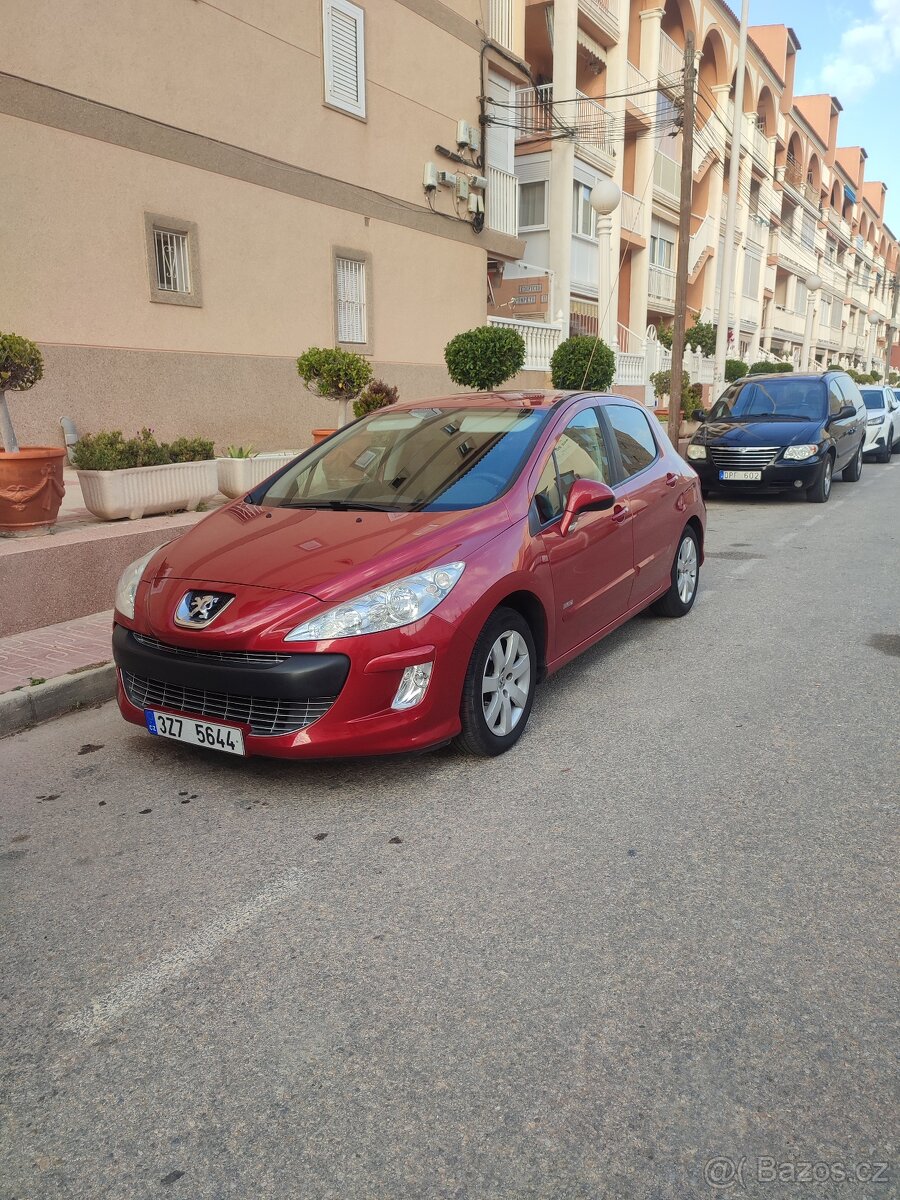 Peugeot 308, 1,4, Koup v ČR, 110000Km, Nehavar. TOP STAV