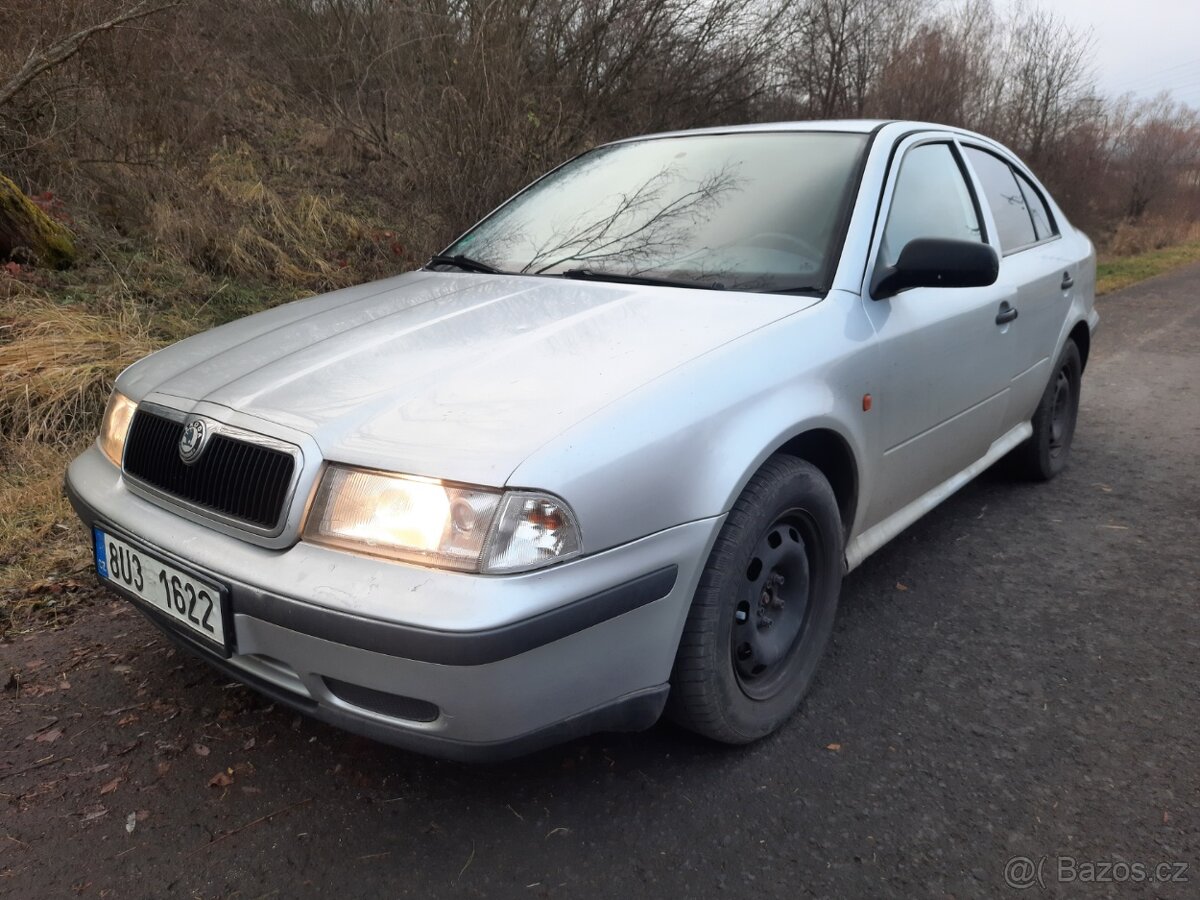 Škoda Octavia 1, 1.6 ( 55kw ) nová Technická Kontrola