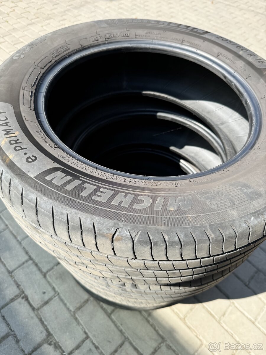 Letní pneu Michelin 205/60 R16