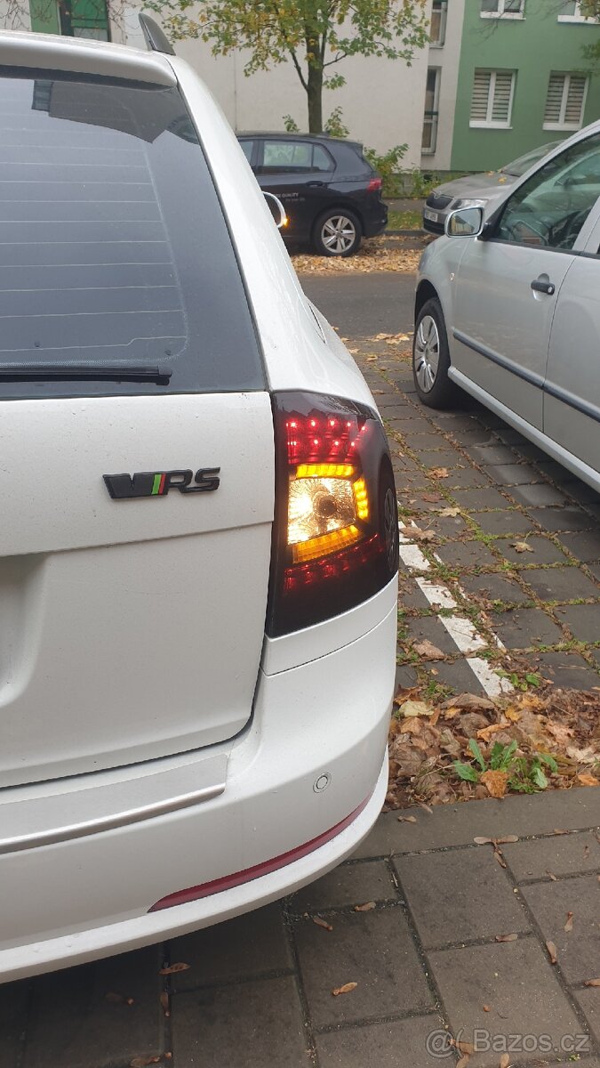 Led zadní zatmavene lampy Skoda Octavia 2