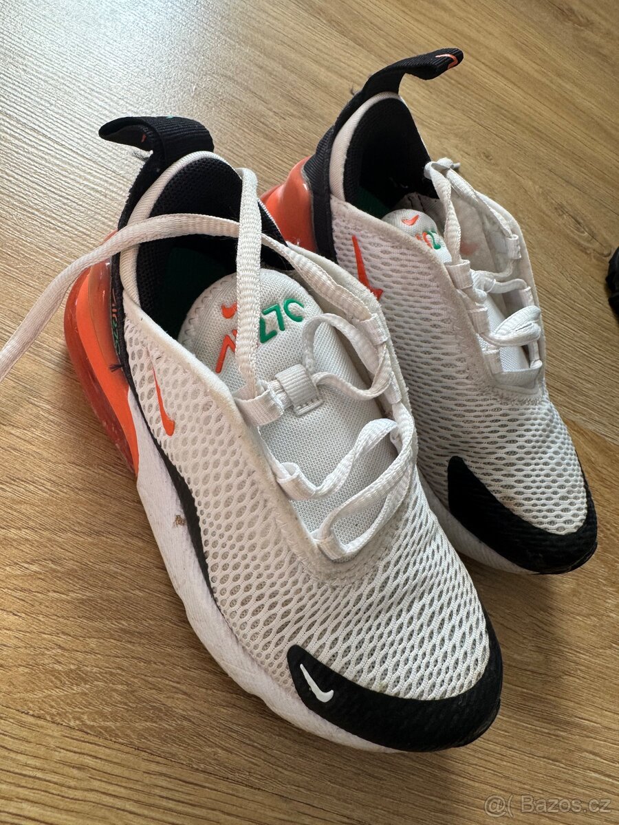 Nike air vel 28