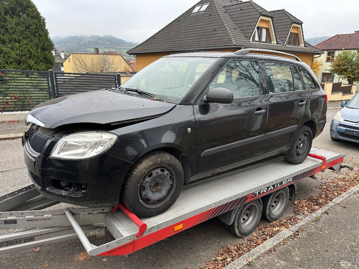 ŠKODA FABIA COMBI 2009 1.4i 16v AMBIENTE