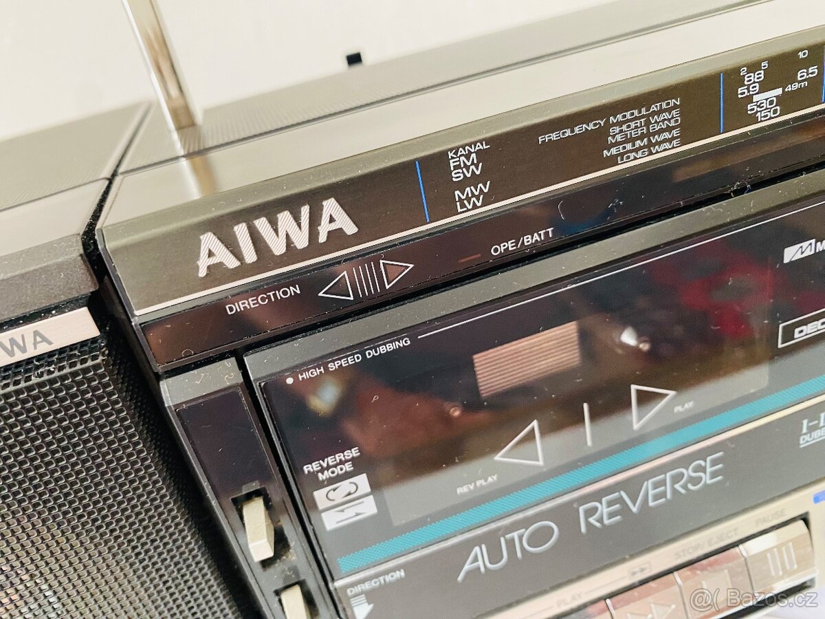 Radiomagnetofon Aiwa CA-W40, rok 1985