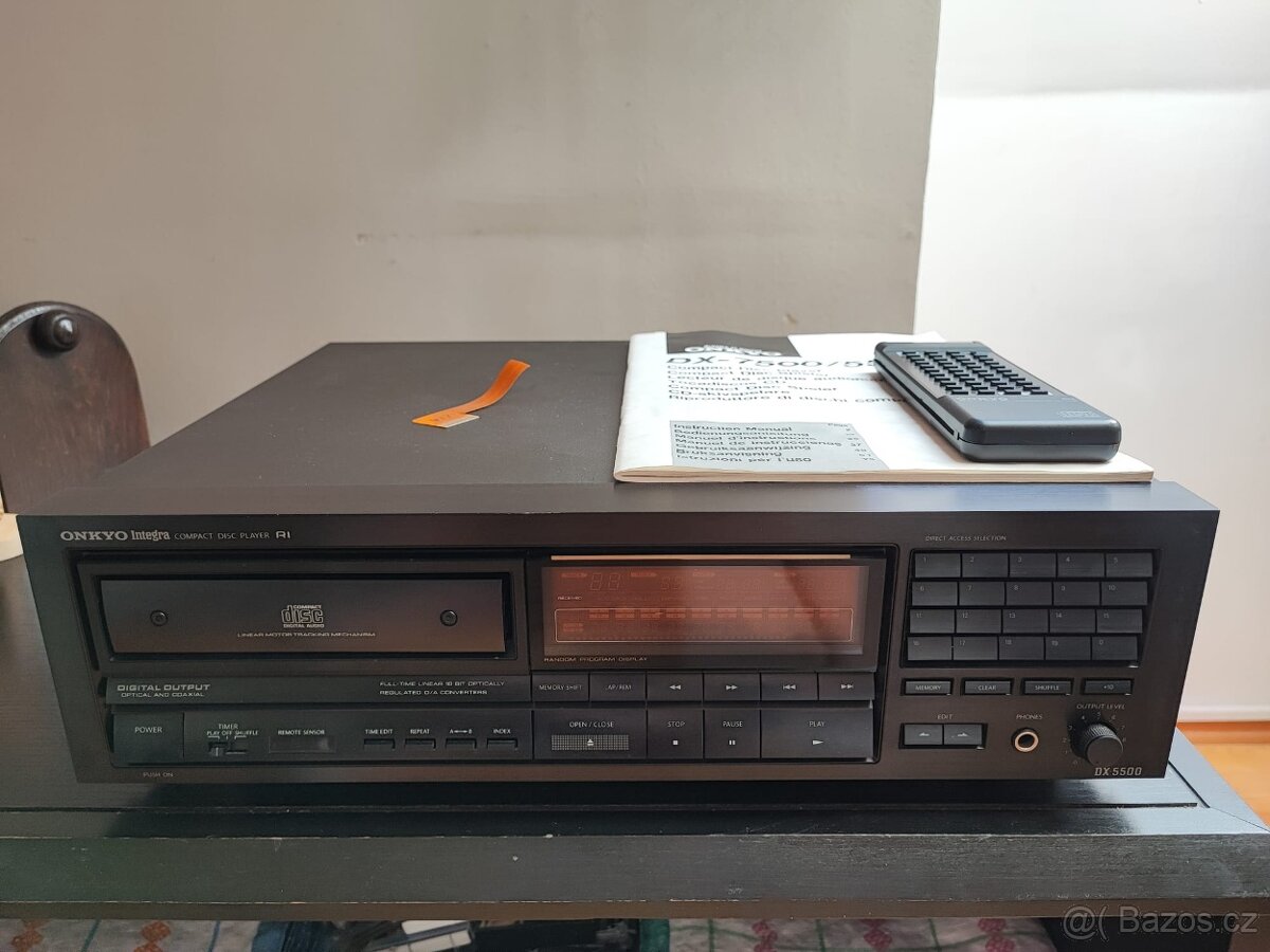 ONKYO DX-5500 CD PŘEHRÁVAČ+DÁLKOVÝ OVLADAČ vysoká řada