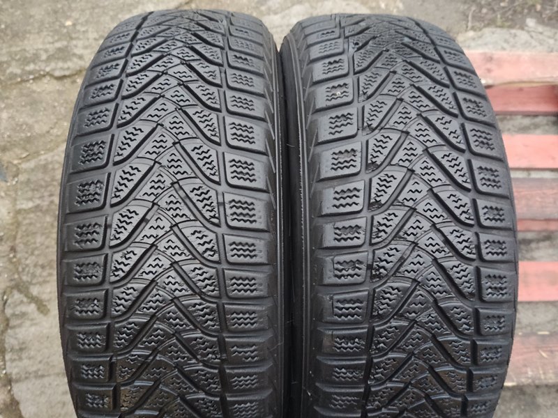 Zimní pneu Firestone 195 65 15