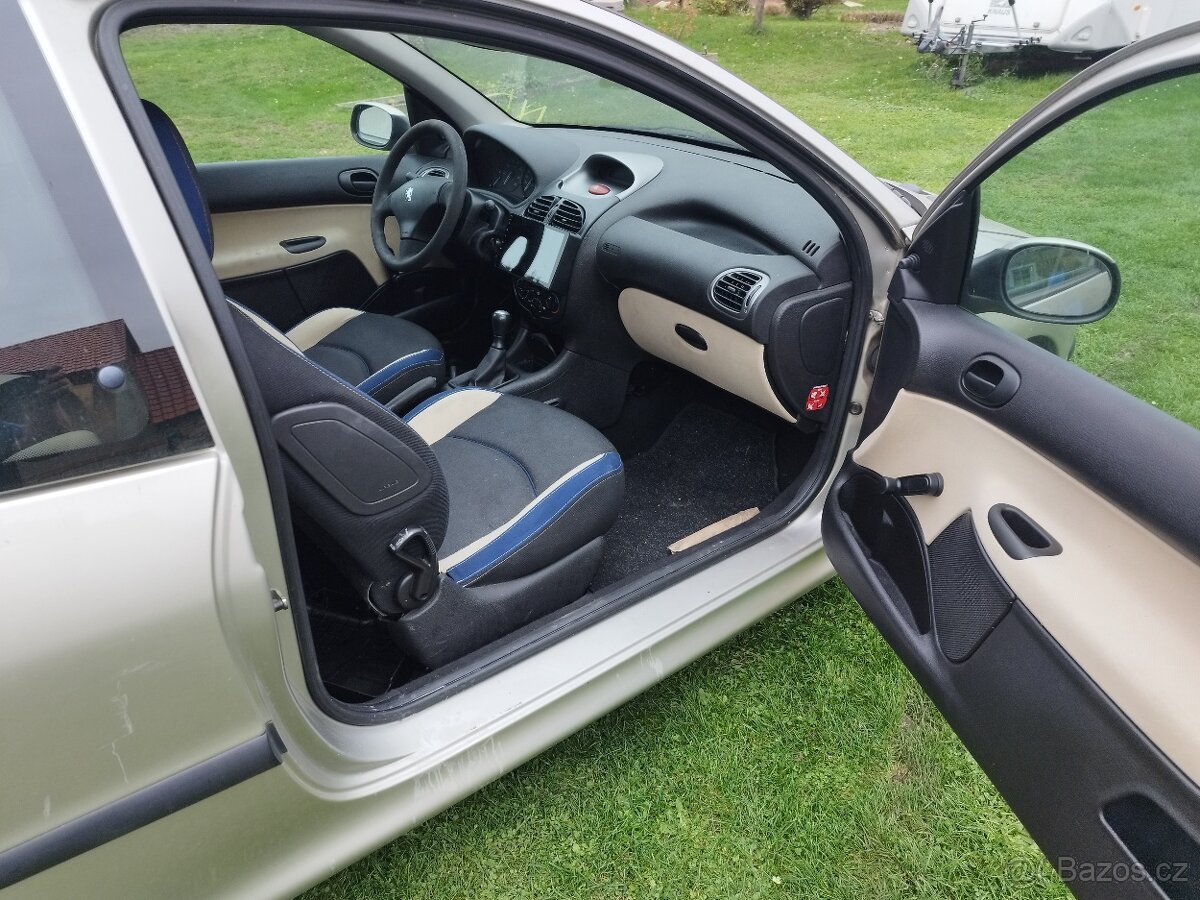 Peugeot 206