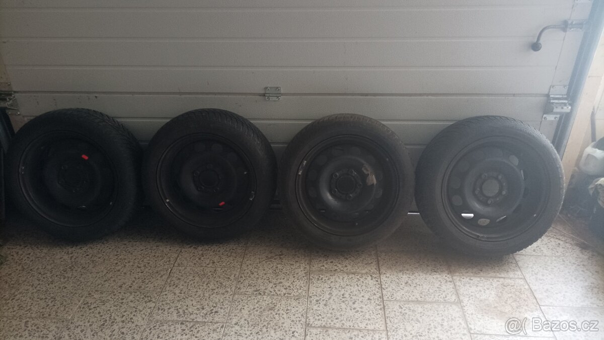 sada zimních kol na BMW řady 1 195/55 R16