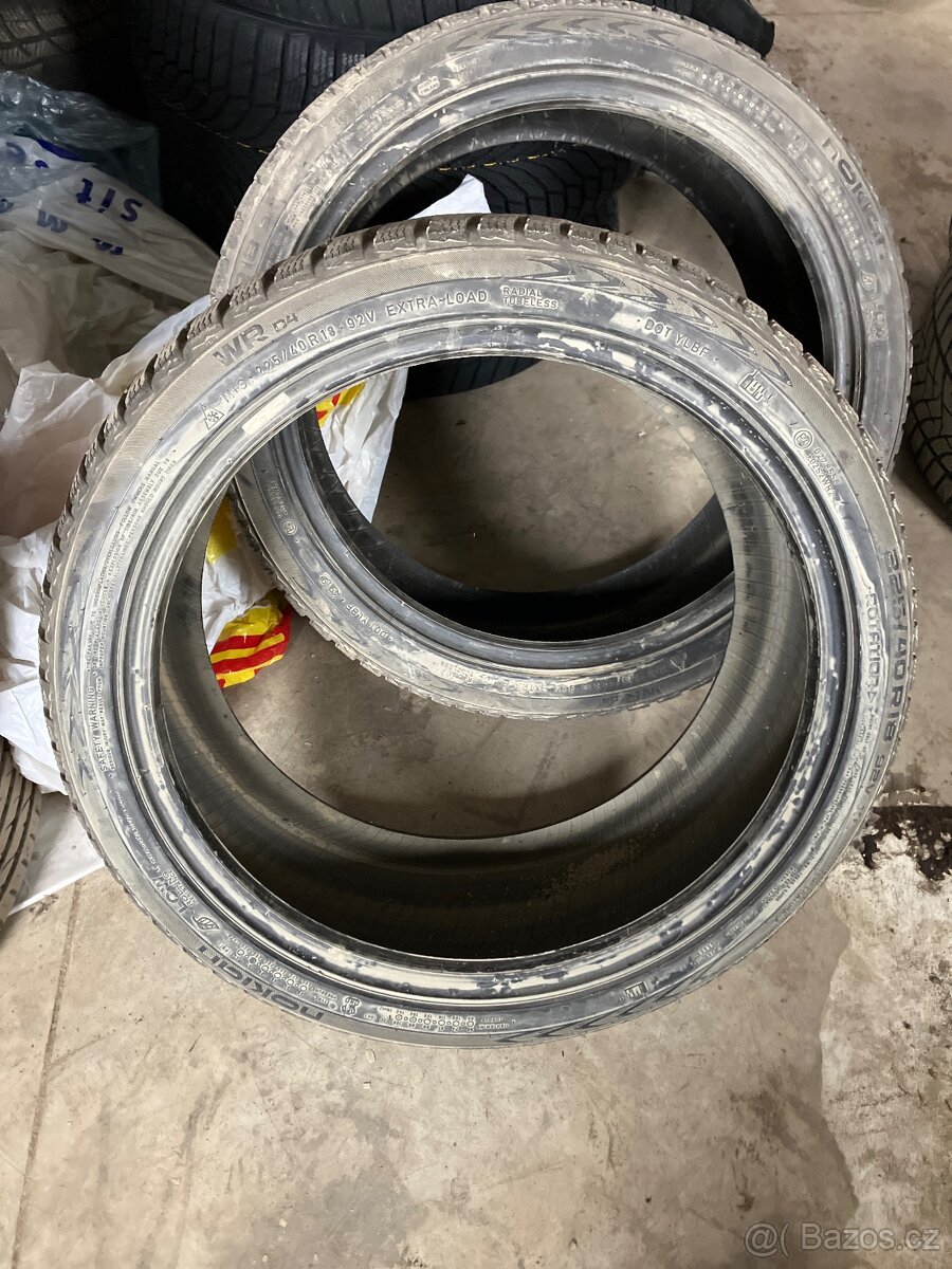 Zimní pneu Nokian 225/40 R18