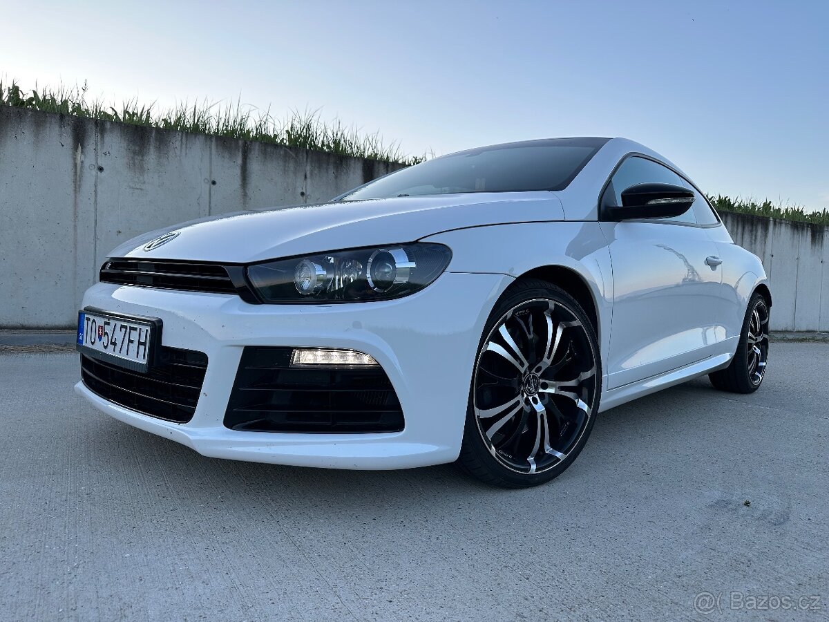 Volkswagen Scirocco R 2.0 TSI DSG