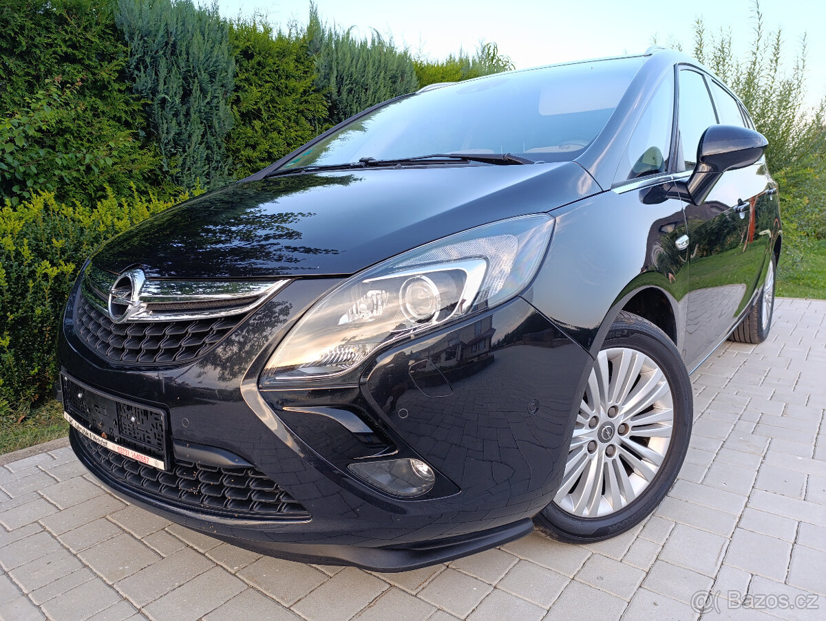 Opel Zafira Tourer 1.6 CDTi 100 KW, TOP VÝBAVA