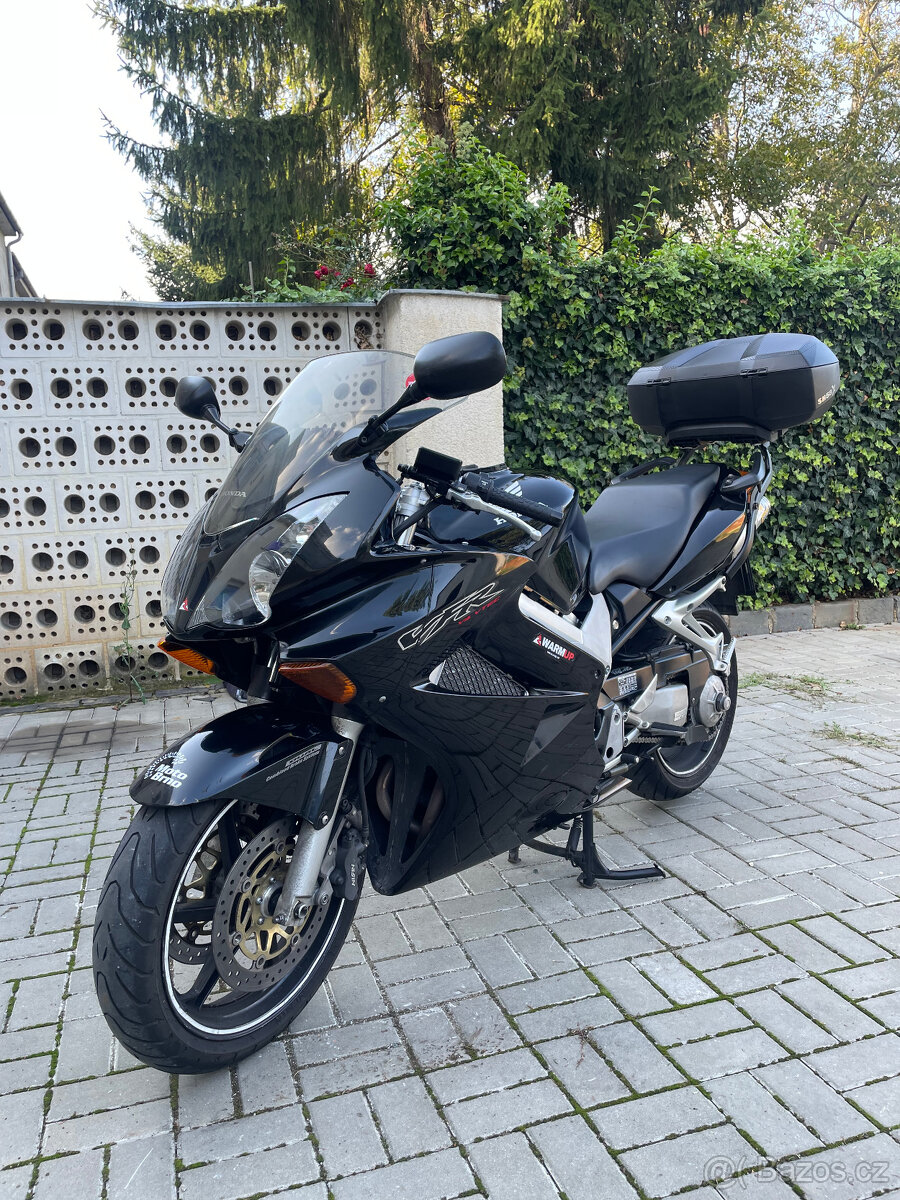 Honda VFR 800 V-TEC