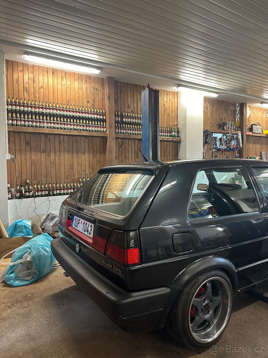 Koupím dělná kola golf mk2