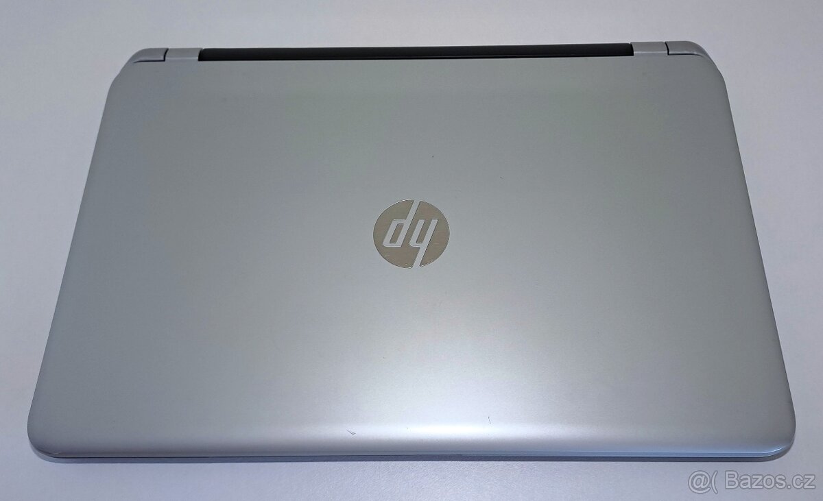 Pěkný HP Pavilion 15,6" Intel i3 SSD480gb 8gb ram nová bat.