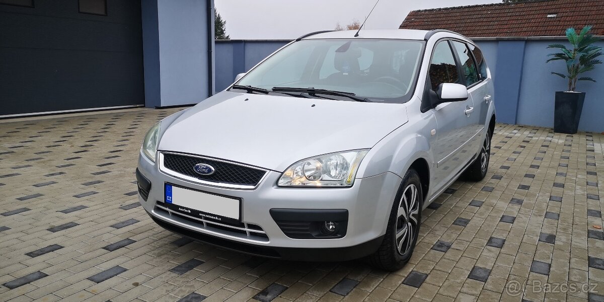 Ford Focus Kombi 1,6i - 85kw. Ghia. STK+EM do 5/2026