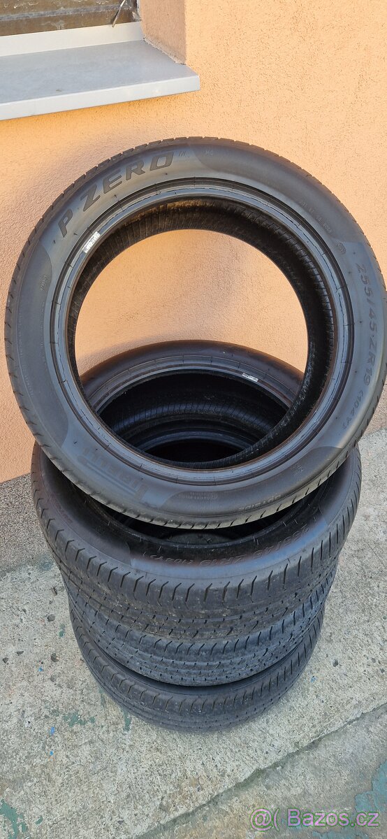 Pirelli P zero 255/45 r 19