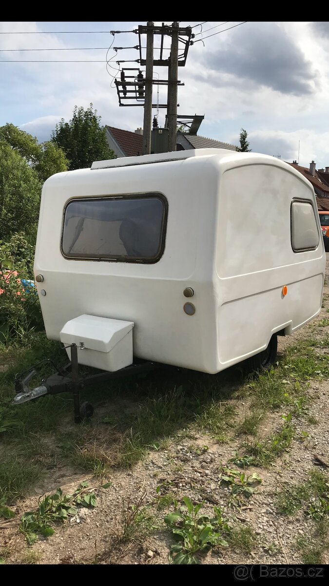 Karavan Niewiadow N126 (Polák)