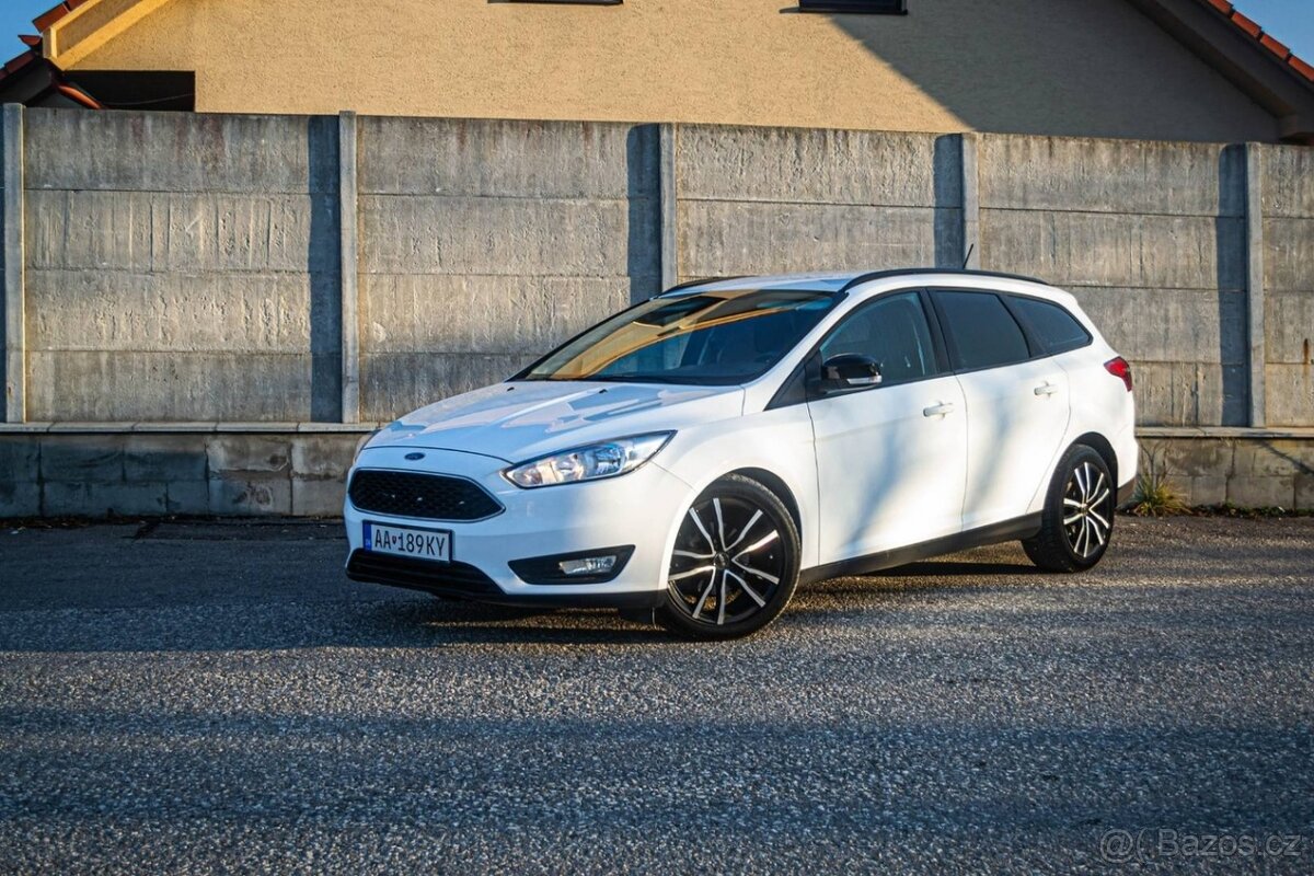 Ford Focus Kombi 1.5 TDCi Duratorq 120k ST Line PowerShift