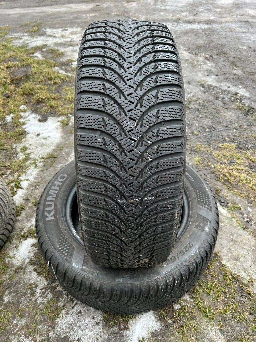 2ks zimní pneu Kumho 225/60/17