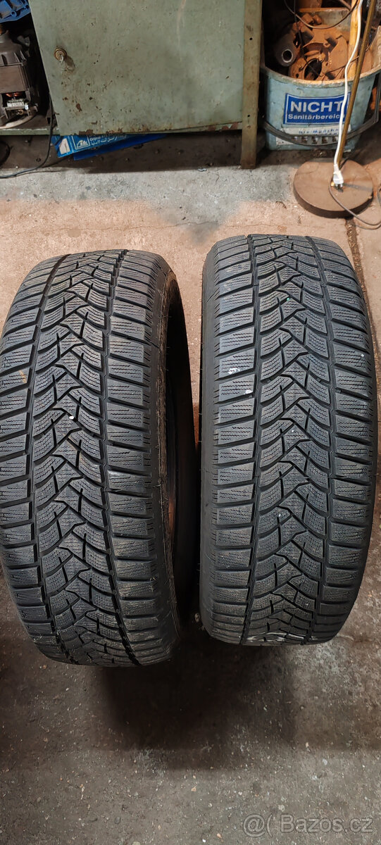 2 zimní pneumatiky DUNLOP 215/60R16 95H 7,50mm DOT 2022