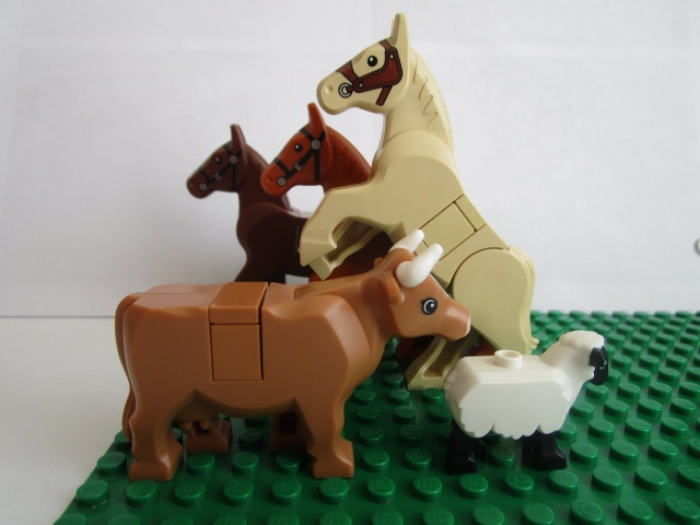zvířátka Lego kůň, ovce, kráva pro City i Castle