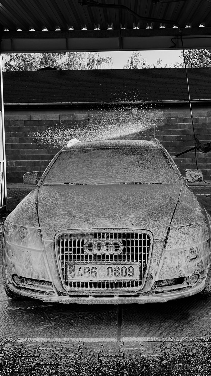 AUDI A6 ALLROAD