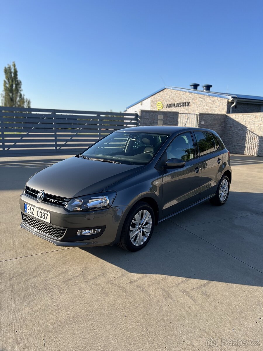 VW Polo LIFE 6r 1.2 51kw 68 890km