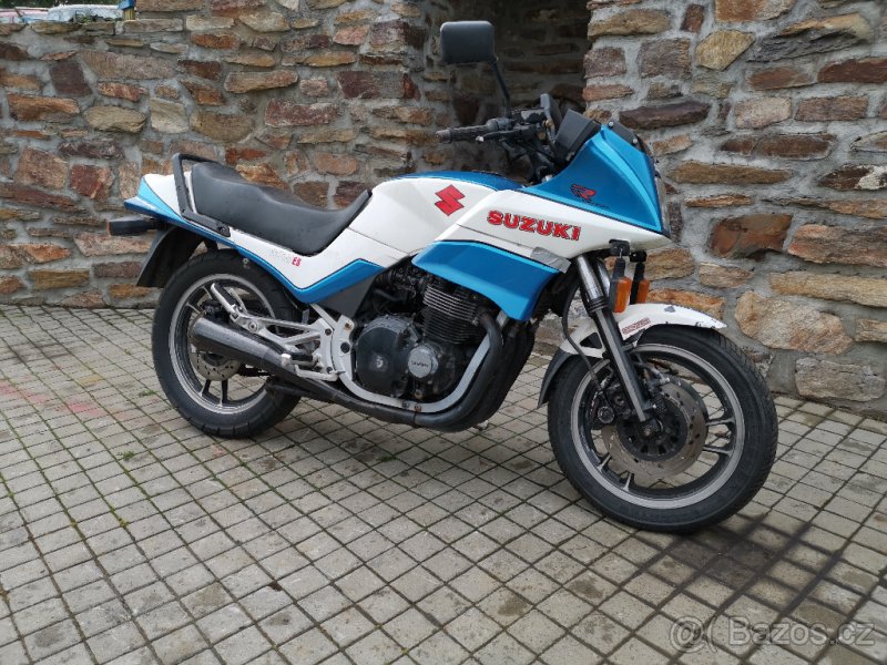 SUZUKI GSX 550ES