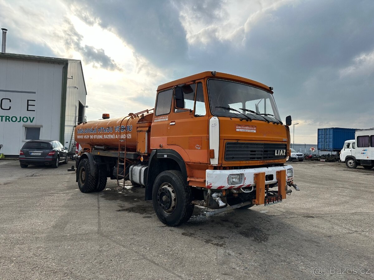 LIAZ 1990 VIN 132