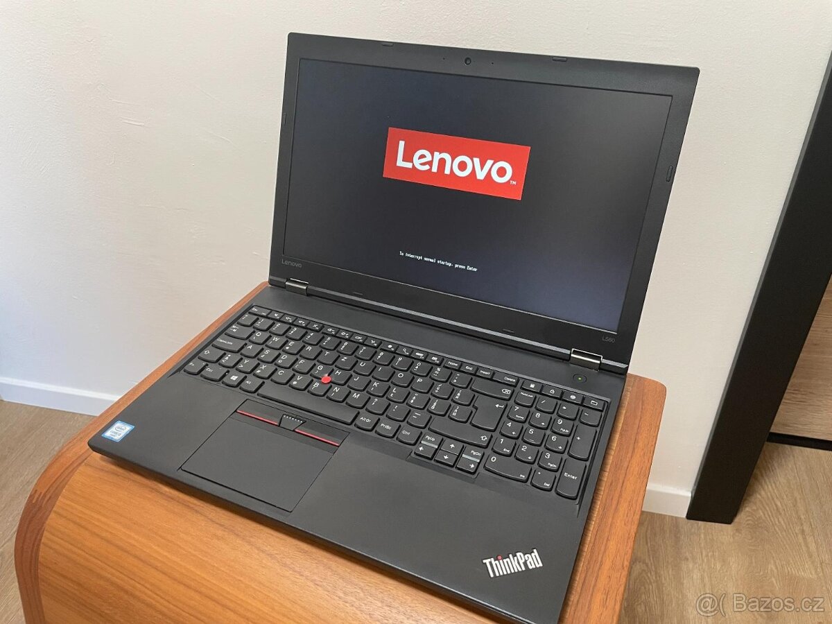 Pěkný notebook Lenovo L560