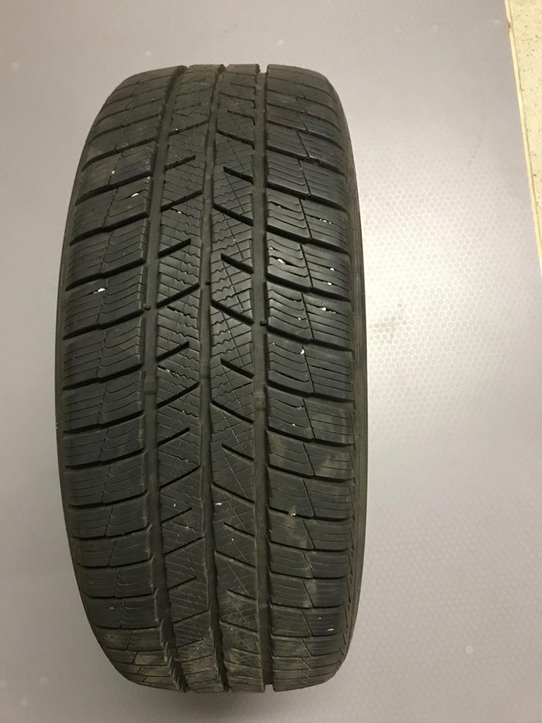 4ks ZIMNÍ PNEUMATIKY BARUM POLARIS 5 205/45/18 90V 205/45 r1