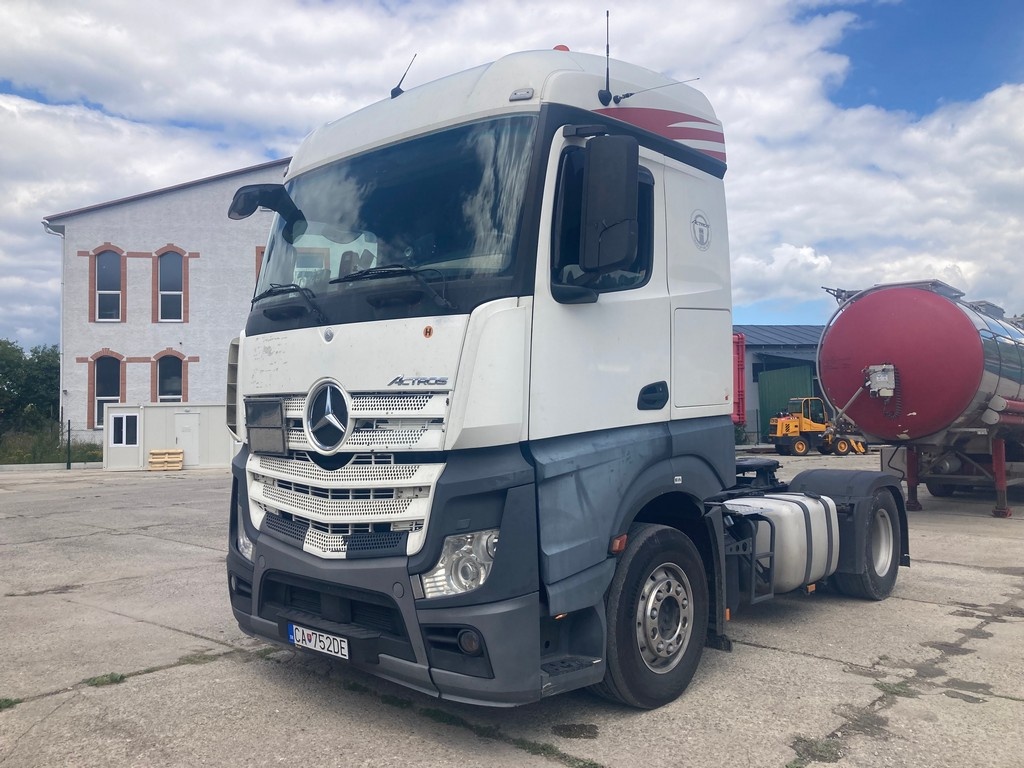 Mercedes-Benz Actros 1842 ADR