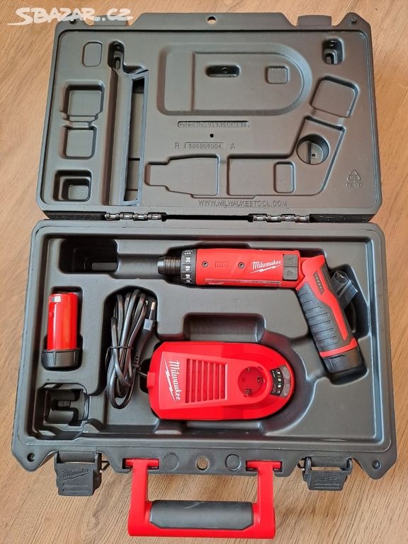 Milwaukee M4D-202