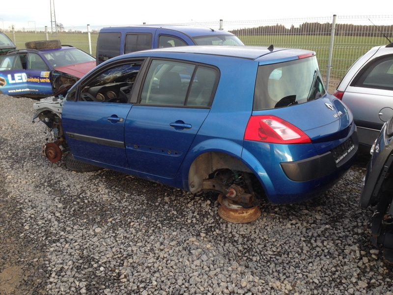 Renault Megane 2004 1,4 16V 72kW - díly z vozu