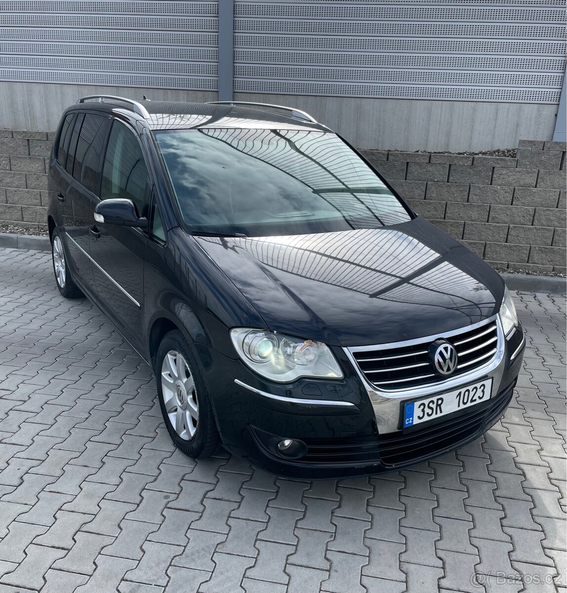 VW Touran FACE 2,0Tdi / /103kw/ klima/ kůže/