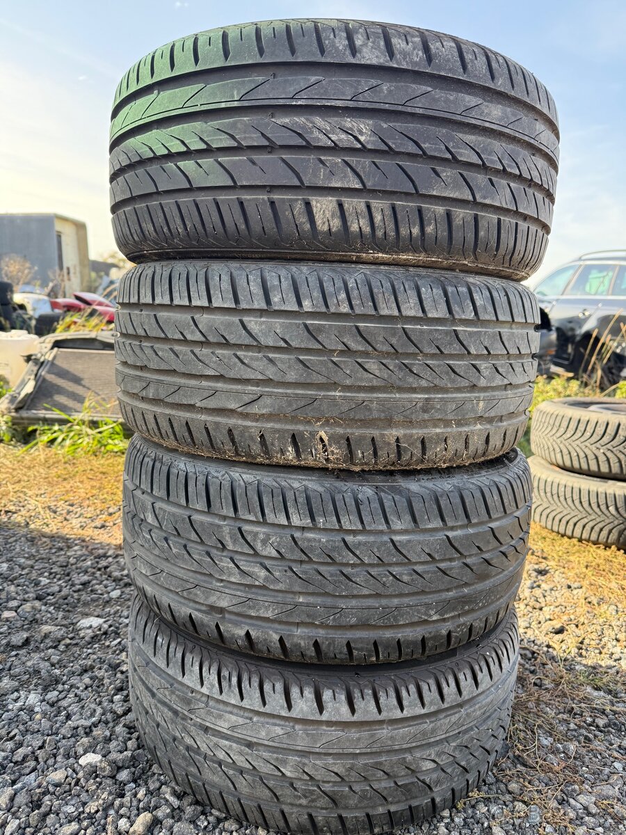 215/40 r17 7mm