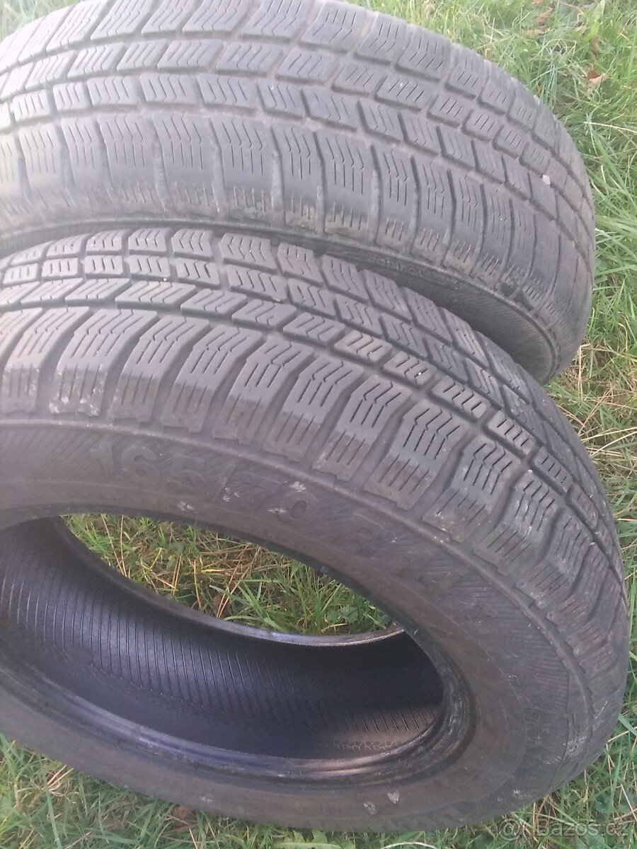 Zimní pneu 165/70 R14