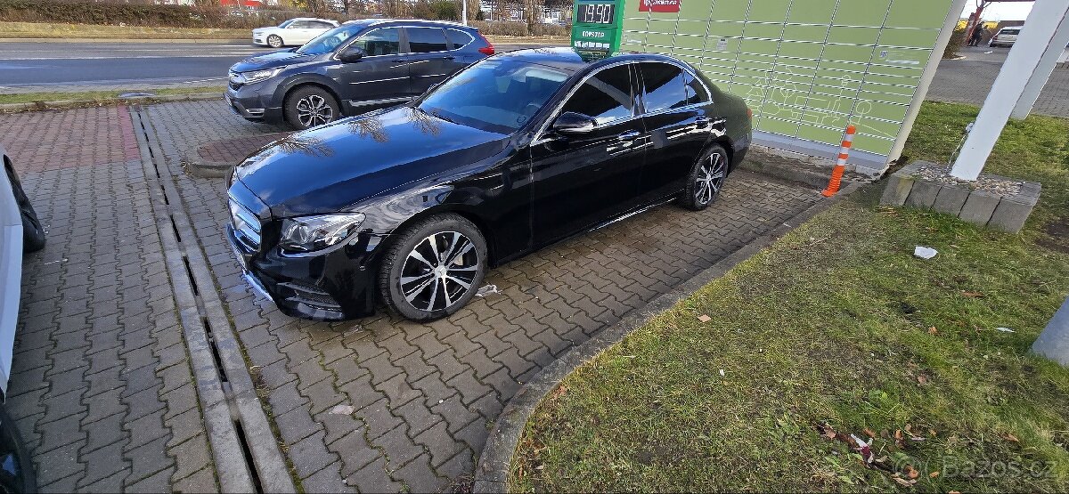 Mercedes-benz E class 2019 220d 4matic 143kW