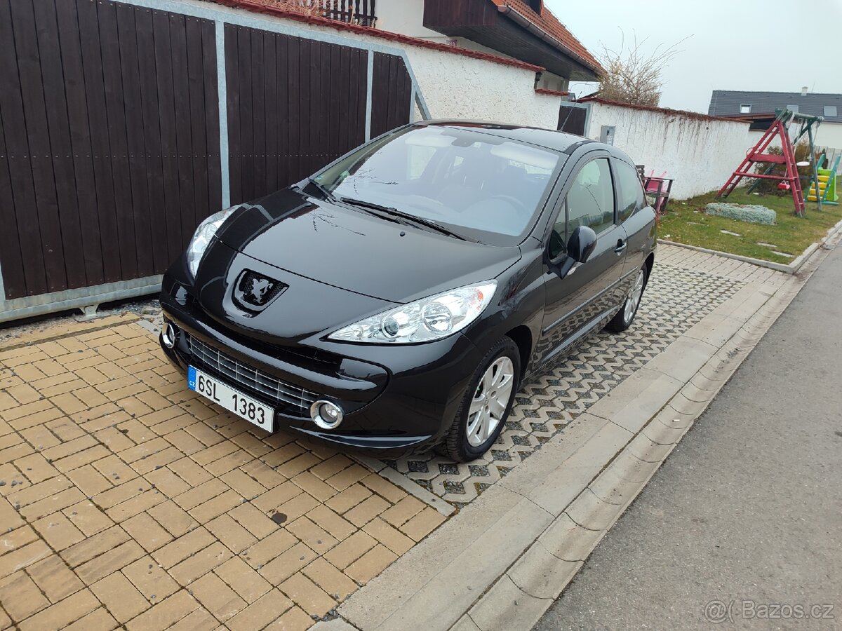 Peugeot 207 GT 1,6turbo TOP VYBAVA