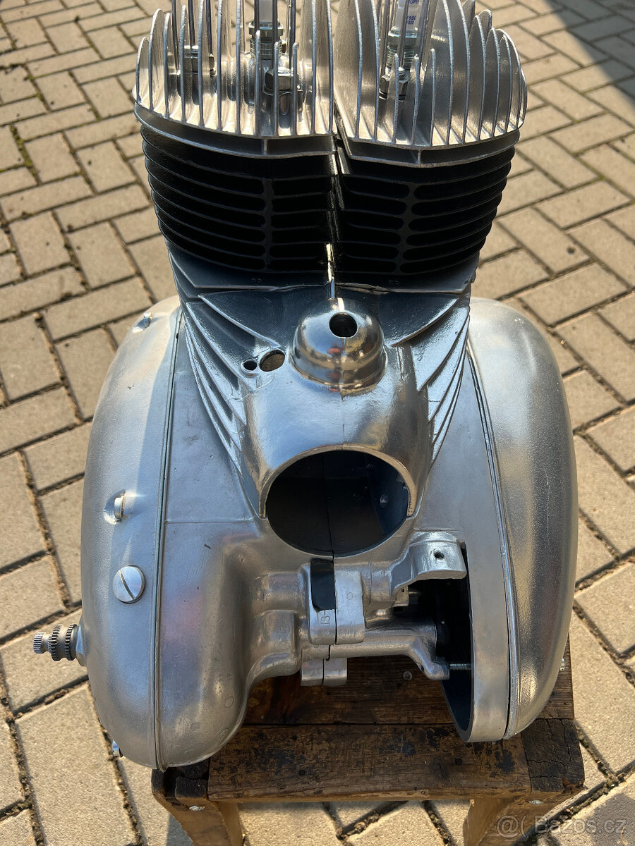 Jawa 350 pérák