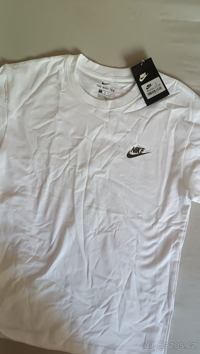 Nike tee bílé