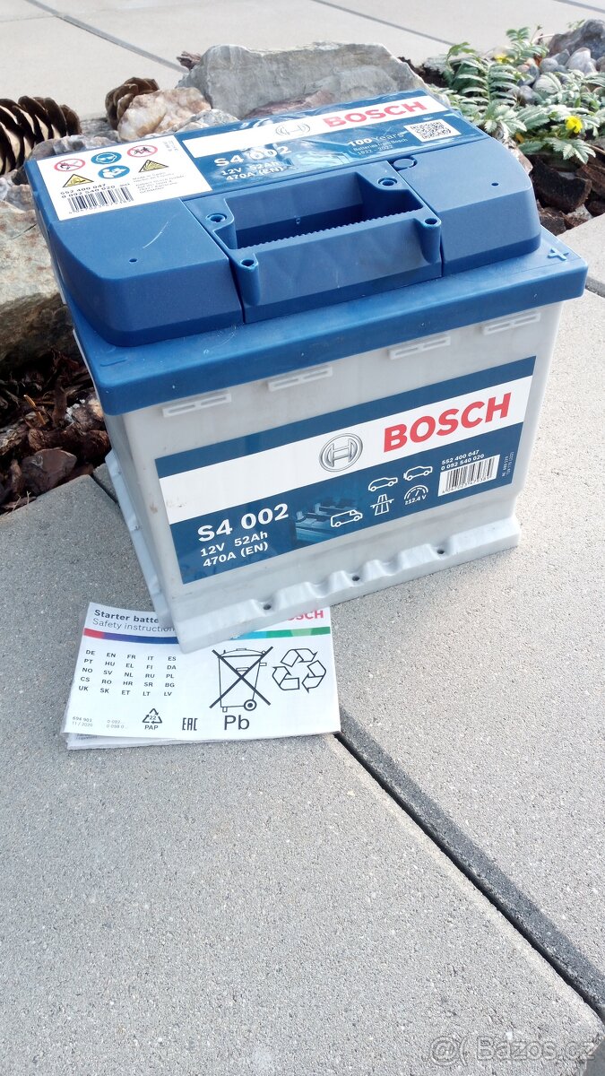 Autobaterie - BOSCH S4 002, 52Ah, 12V