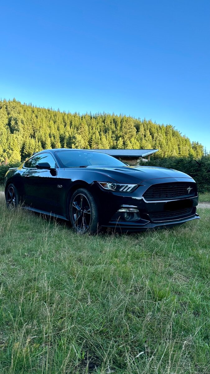 Ford Mustang 5.0 GT Premium California Special MANUÁL