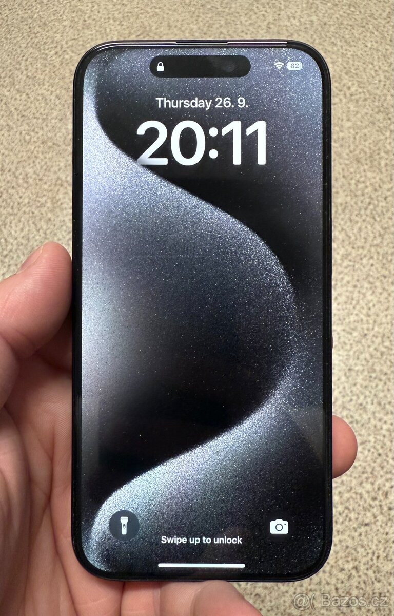 Prodám iPhone 15 Pro 256GB černý titan