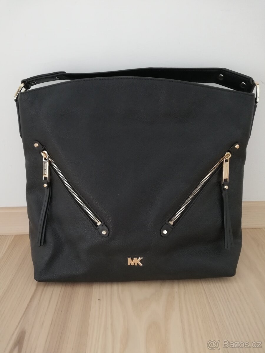 Michael Kors 30T8GZUH7L černá