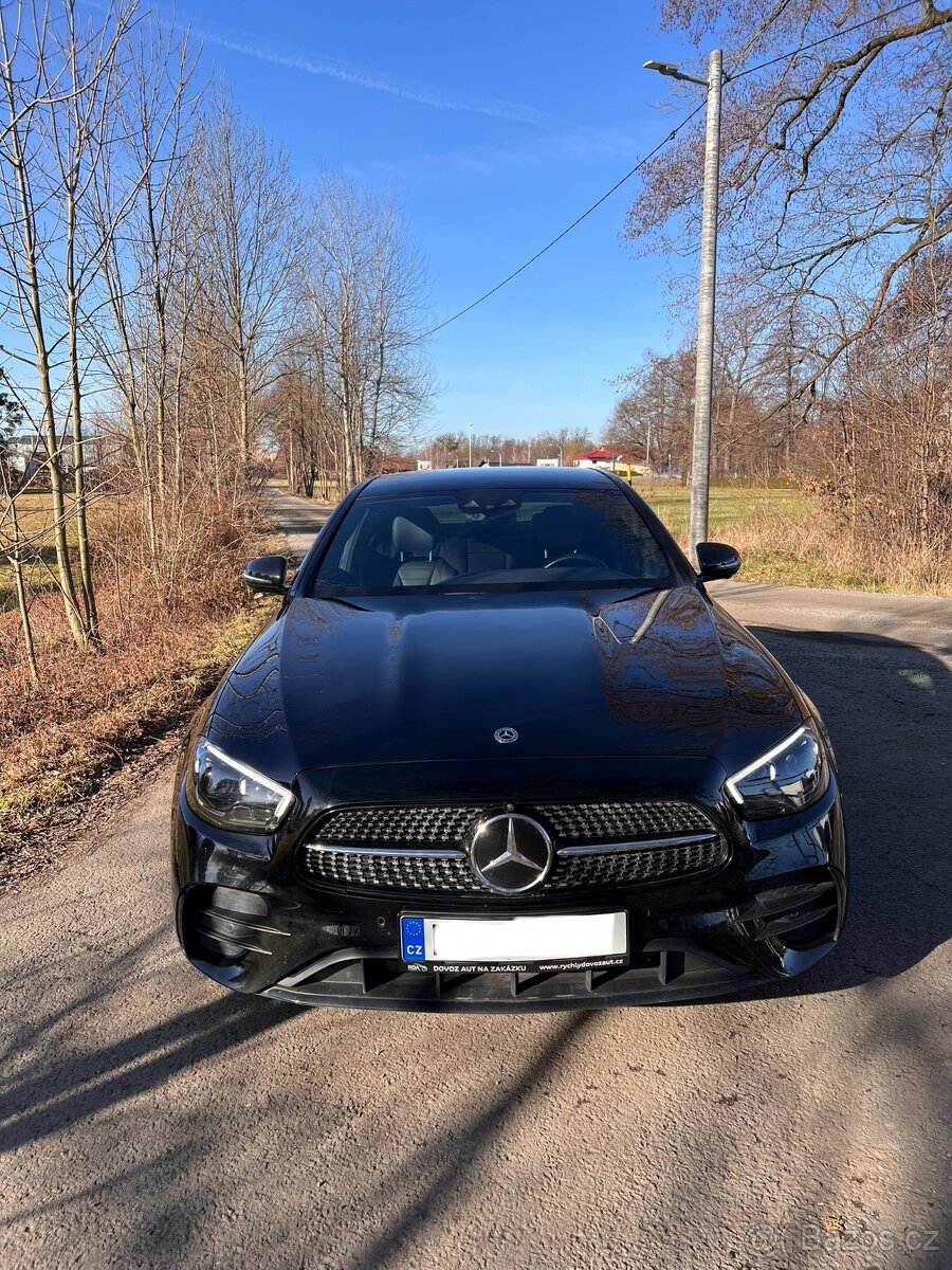 Mercedes-Benz E 300 de 4M AMG, 360 kamera, Záruka