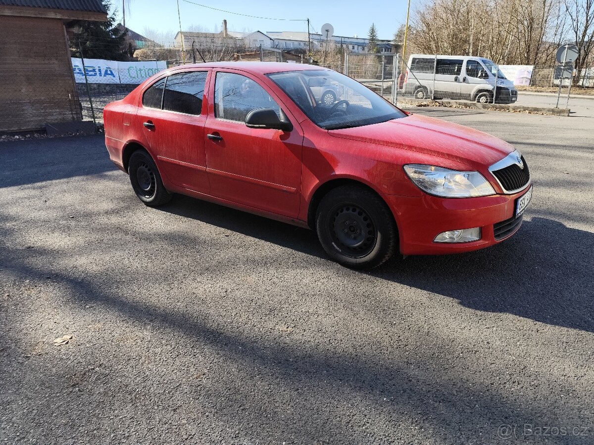 Škoda Octavia 2 - kupeno v ČR